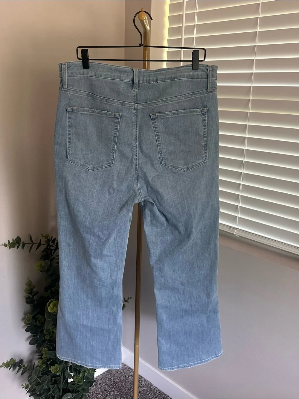 Frame Denim Light Blue Jeans